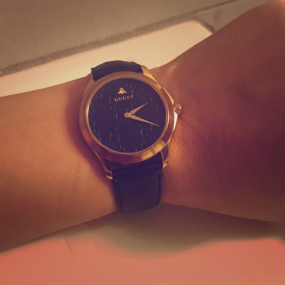 Black Gucci Timeless Watch - Picture 1 of 3